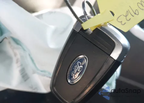 2021 Ford Ecosport Se z USA, uszkodzony, nr VIN MAJ3S2GE0MC401210